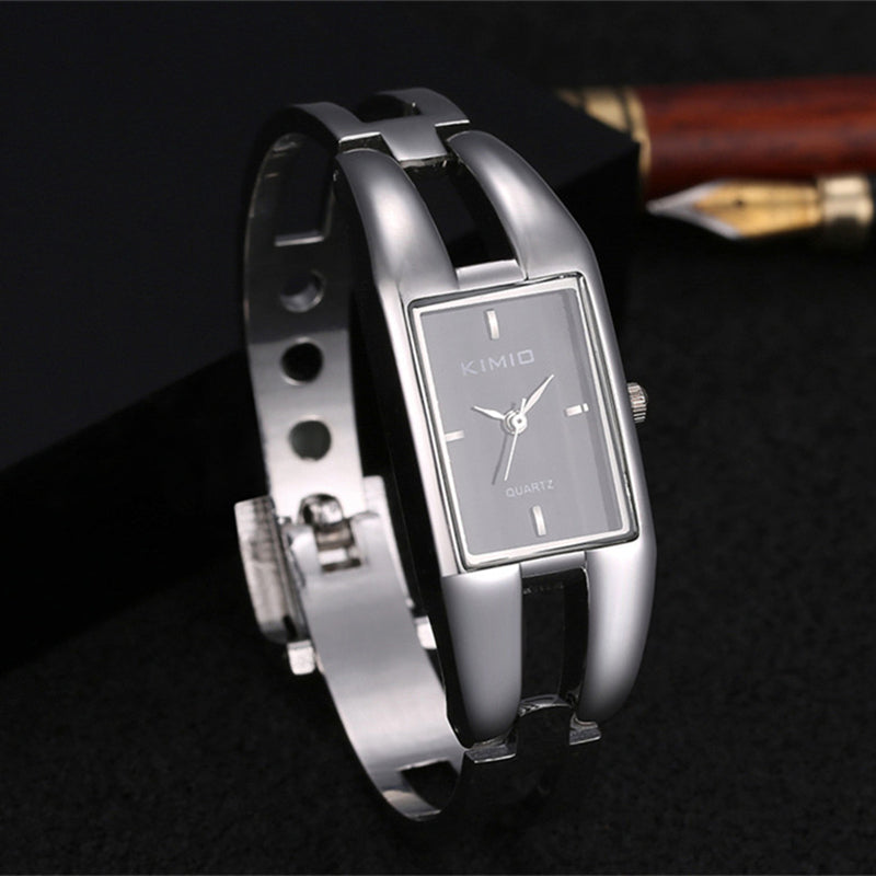 Beliebte Armband Uhren Damenmode Quarz Uhren Ausgefallene Frauen Uhren Schmuck Anspruchsvolle und stilvolle Frauen Uhr